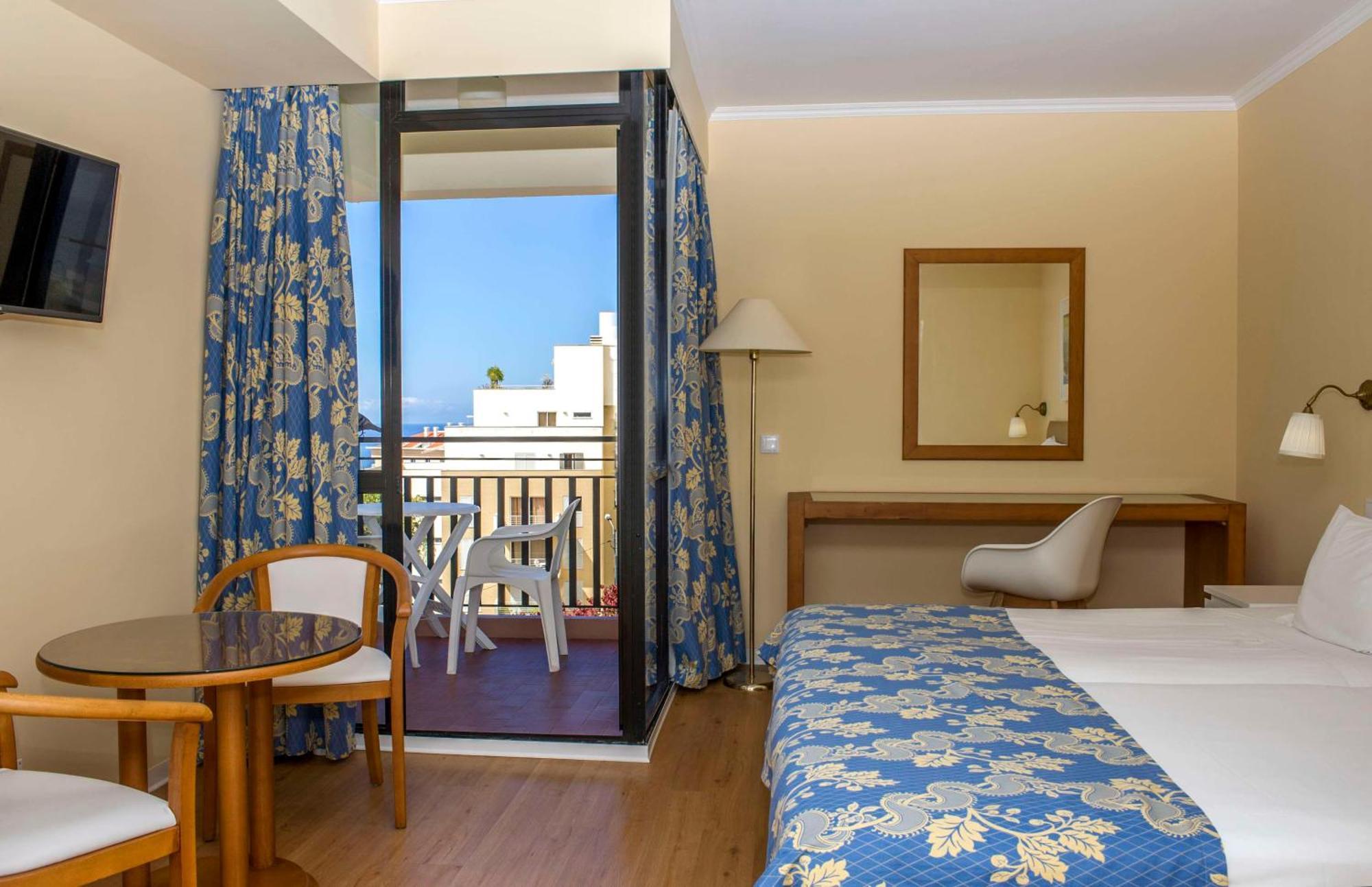 Dorisol Mimosa Studio Hotel 푼샬 외부 사진